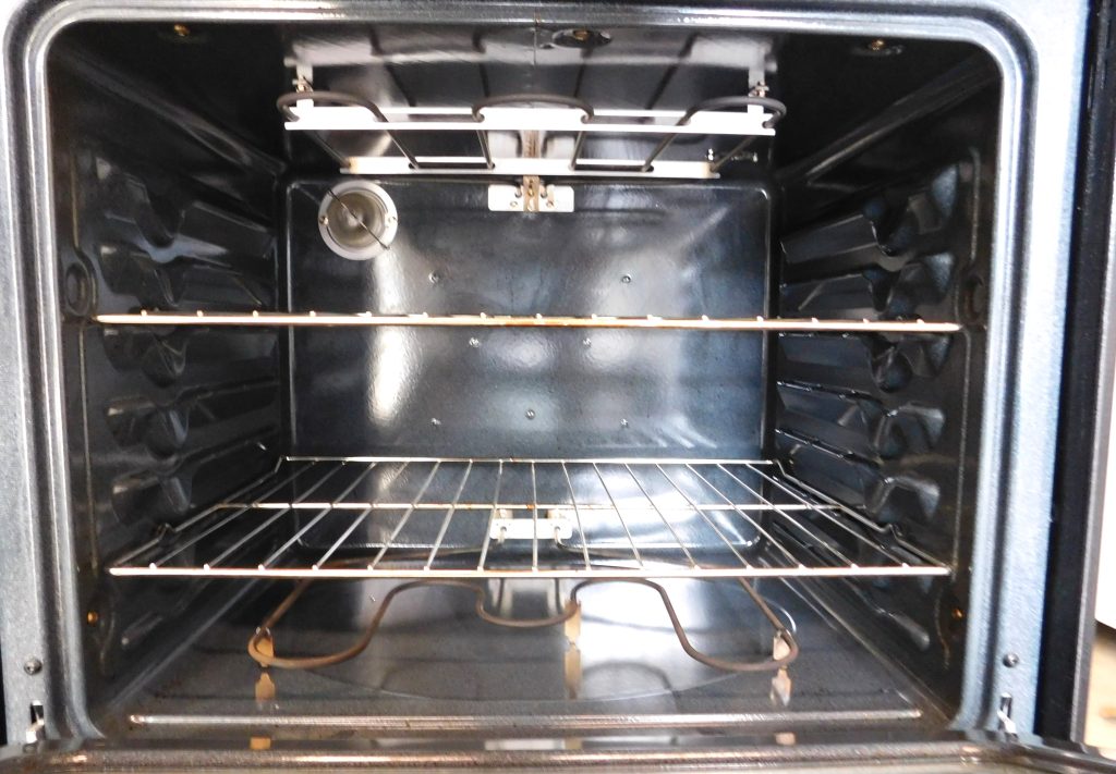 STOVE 30 INCH GE ELECTRIC Martinwood BLACK & STAINLESS STEEL STOVE B