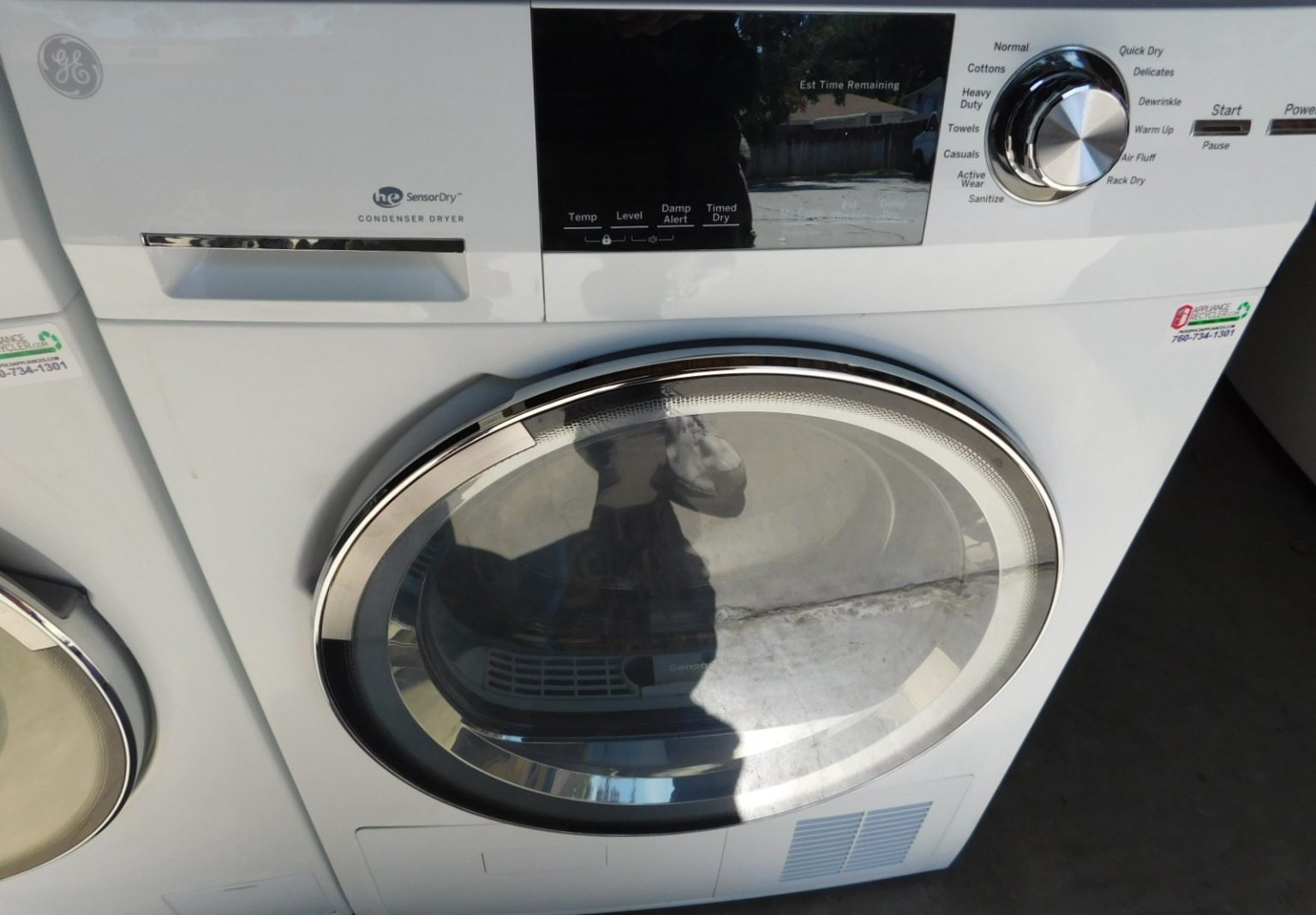 STACKABLE GE WASHER & DRYER (24 INCH 220 VOLT ELECTRIC) A300