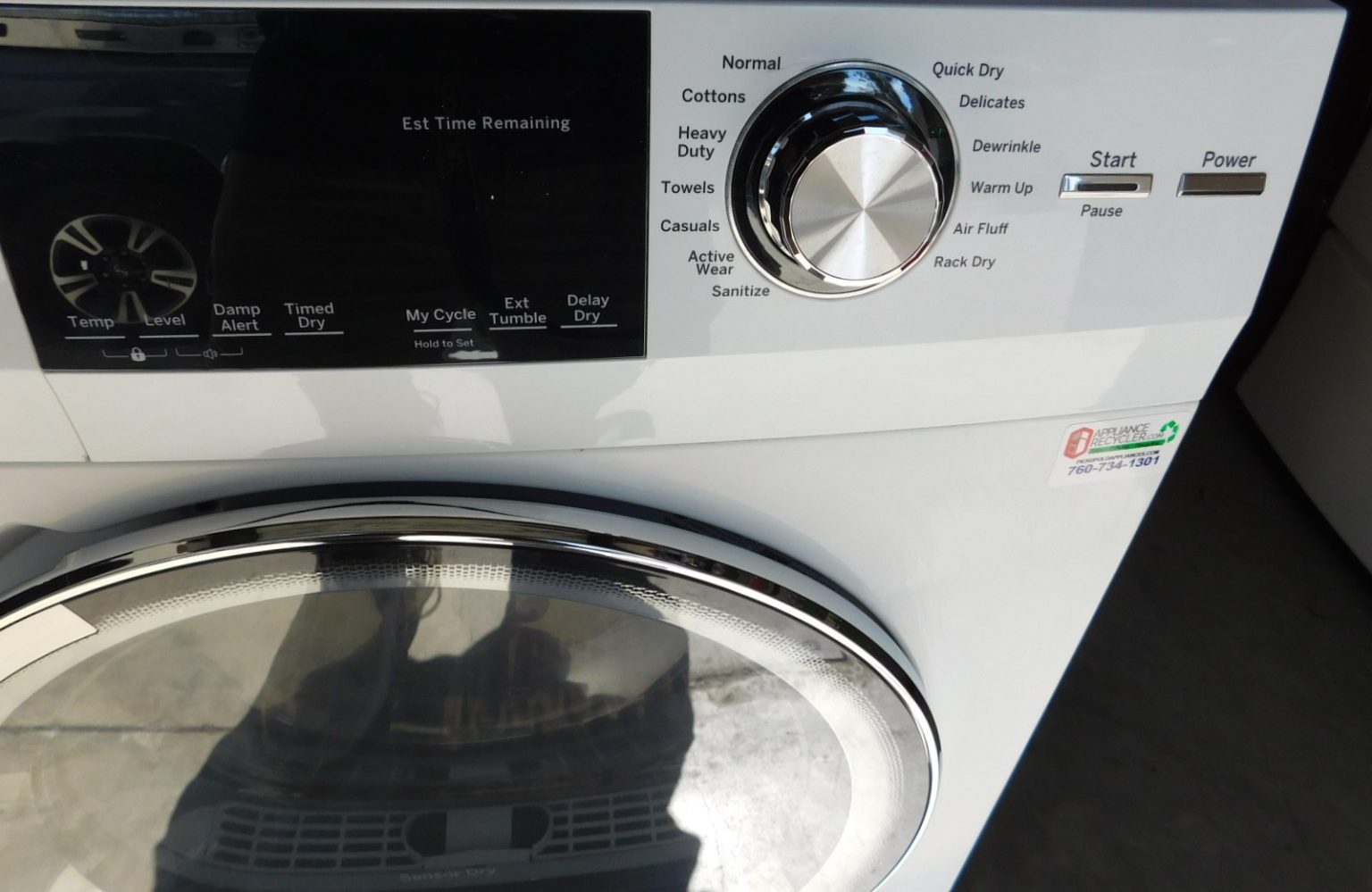 STACKABLE GE WASHER & DRYER (24 INCH 220 VOLT ELECTRIC) A300