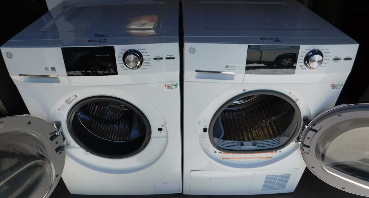 STACKABLE GE WASHER & DRYER (24 INCH 220 VOLT ELECTRIC) A300