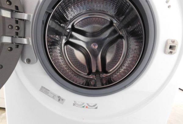 SAMSUNG (SUGGESTED SET) WASHER (WITH GARMENT DOOR) AND GAS DRYER SET - PRODUCT ID# A-611 & A-674 - Image 10