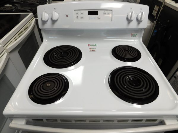 STOVE- 30 INCH (4 BURNER) GENERAL ELECTRIC GLASS TOP STOVE A-670 - Image 2