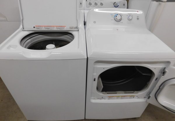 GENERAL ELECTRIC SET- SUPER CAPACITY - WASHER AND GAS DRYER- SET PRODUCT ID#A-686 - Image 2