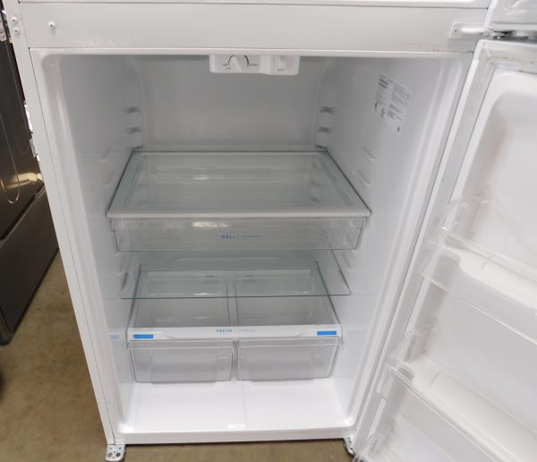 20 CU. FT.  FRIGIDAIRE TOP FREEZER REFRIGERATOR  A-328 - Image 6
