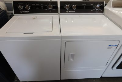 SPEED QUEEN (COMMERCIAL GRADE) (ALMOST NEW) WASHER & DRYER SET GAS (MADE BY ALLIANCE) --KING SIZE CAPACITY- HEAVY DUTY- PRODUCT ID#A-464