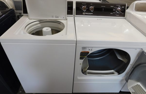 SPEED QUEEN (COMMERCIAL GRADE) (ALMOST NEW) WASHER & DRYER SET GAS (MADE BY ALLIANCE) --KING SIZE CAPACITY- HEAVY DUTY- PRODUCT ID#A-464 - Image 2