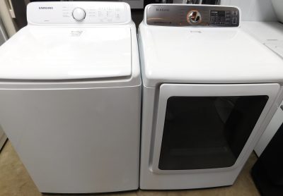 SAMSUNG- KING SIZE CAPACITY PLUS -WASHER AND GAS DRYER- SET PRODUCT ID#A-326
