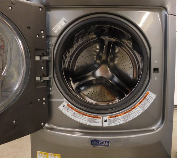 FRONT LOAD- (VERY NEW) MAYTAG (KING SIZE) (GREY) FRONT LOAD WASHER - A-167  (FRONT LOAD) - Image 7