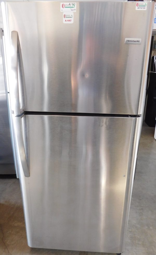 20 CU. FT. (STAINLESS STEEL) (GLASS SHELVES) GE TOP FREEZER REFRIGERATOR  A-447