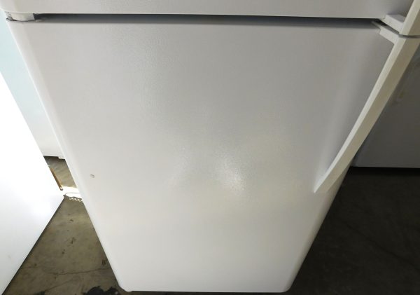 18 CU. FT. KENMORE TOP FREEZER (WITH OR WITHOUT ICE MAKER) REFRIGERATOR WITH GLASS SHELVES A-351 (Copy) - Image 3