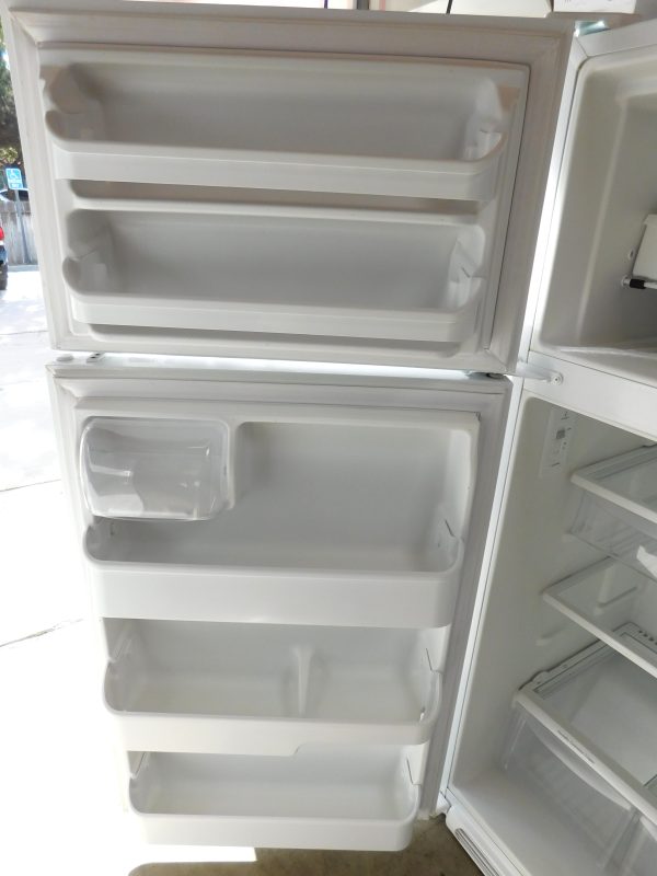 18 CU. FT. KENMORE TOP FREEZER (WITH OR WITHOUT ICE MAKER) REFRIGERATOR WITH GLASS SHELVES A-351 (Copy) - Image 5