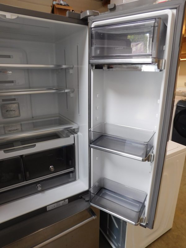 24 CU. FT. KITCHEN AID SIDE-BY-SIDE REFRIGERATOR & FREEZER (WITH ICE & WATER DISPENSER) (STAINLESS STEEL)  A-347 - Image 10