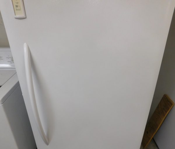 17 CU. FT. FRIGIDAIRE (FROST FREE) UPRIGHT FREEZER PRODUCT ID# A-502 - Image 4