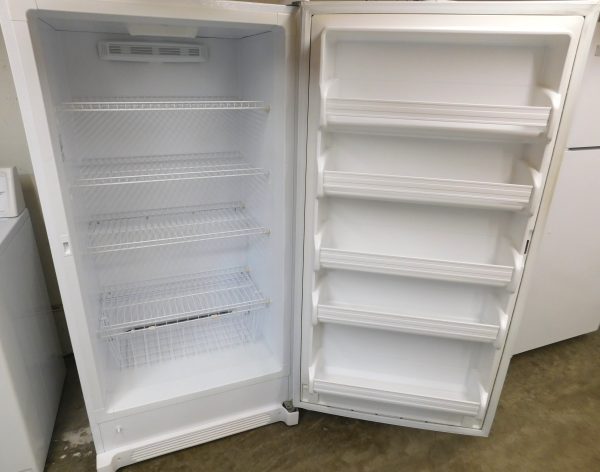 17 CU. FT. FRIGIDAIRE (FROST FREE) UPRIGHT FREEZER PRODUCT ID# A-502 - Image 2
