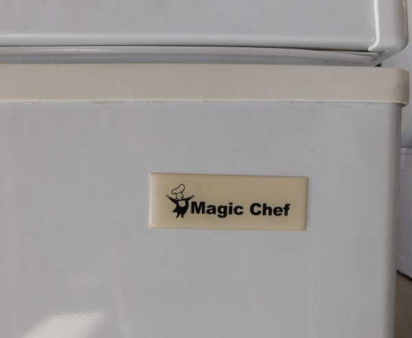 12 CU. FT. MAGIC CHEF (LIFE SAVER) CHEST FREEZER PRODUCT ID# A-230 - Image 2