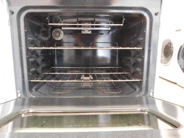 STOVE- 30 INCH (VERY NEW) G.E. ELECTRIC BURNER TOP STOVE A-202  (QNTY 20 AVAIL.) - Image 5