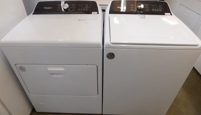 WHIRLPOOL (ALMOST NEW) WASHER & DRYER SET GAS--KING SIZE CAPACITY- HEAVY DUTY- PRODUCT ID#A-476