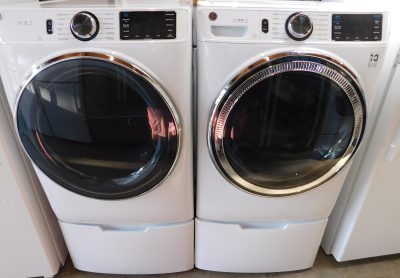 GENERAL ELECTRIC WASHER AND ELECTRIC DRYER-(NEW)- ON PEDESTALS - PRODUCT ID# A-379