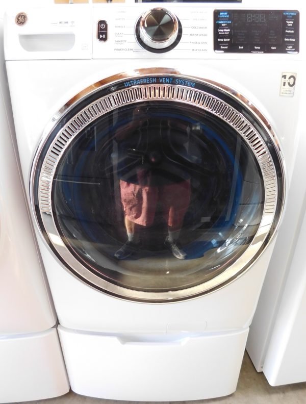 GENERAL ELECTRIC WASHER AND ELECTRIC DRYER-(NEW)- ON PEDESTALS - PRODUCT ID# A-379 - Image 3