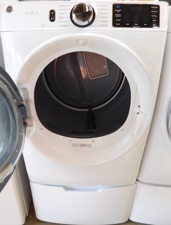 GENERAL ELECTRIC WASHER AND ELECTRIC DRYER-(NEW)- ON PEDESTALS - PRODUCT ID# A-379 - Image 12