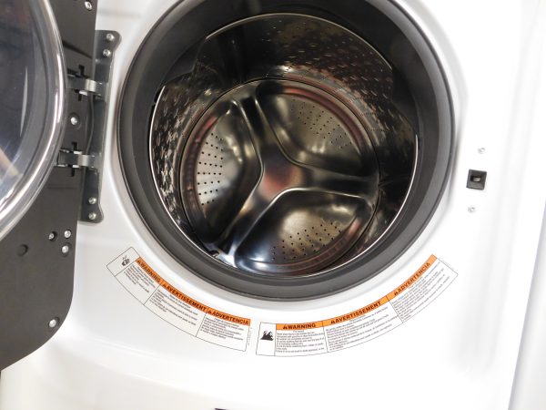 MAYTAG (ALMOST NEW) WASHER AND ELECTRIC DRYER SET - (FRONT LOAD) PRODUCT ID# A-575 - Image 7
