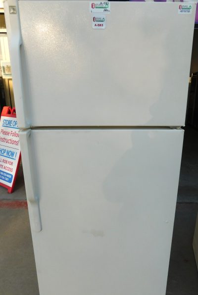 18 CU. FT. GE TOP FREEZER REFRIGERATOR  A-583