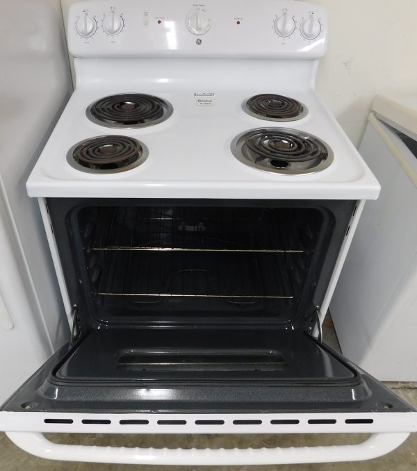 STOVE- 30 INCH (VERY NEW) G.E. ELECTRIC BURNER TOP STOVE A-484 - Image 5
