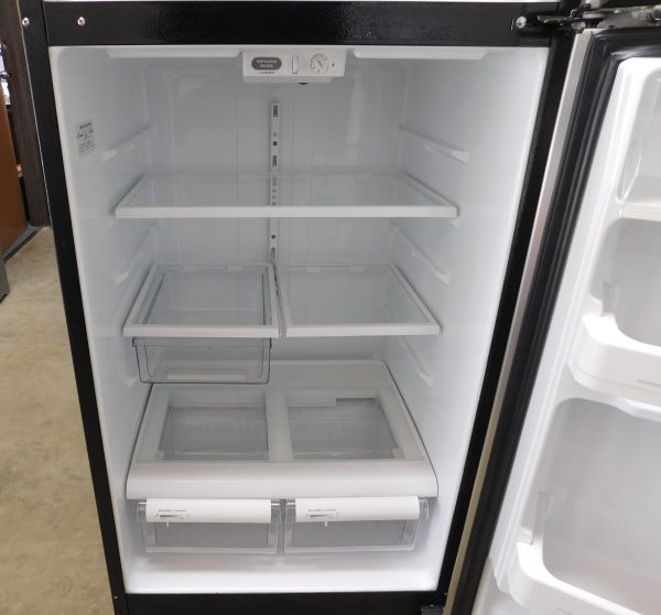 17 CU. FT. (SATIN STAINLESS COLOR) (GLASS SHELVES) GE TOP FREEZER REFRIGERATOR  A-283 - Image 7