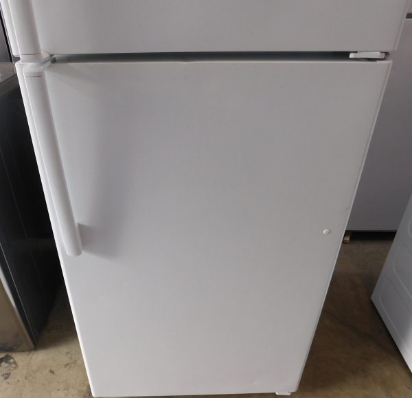 16 CU. FT. (GLASS WITH WIRE SHELVES) GE TOP FREEZER REFRIGERATOR  A-527 - Image 3
