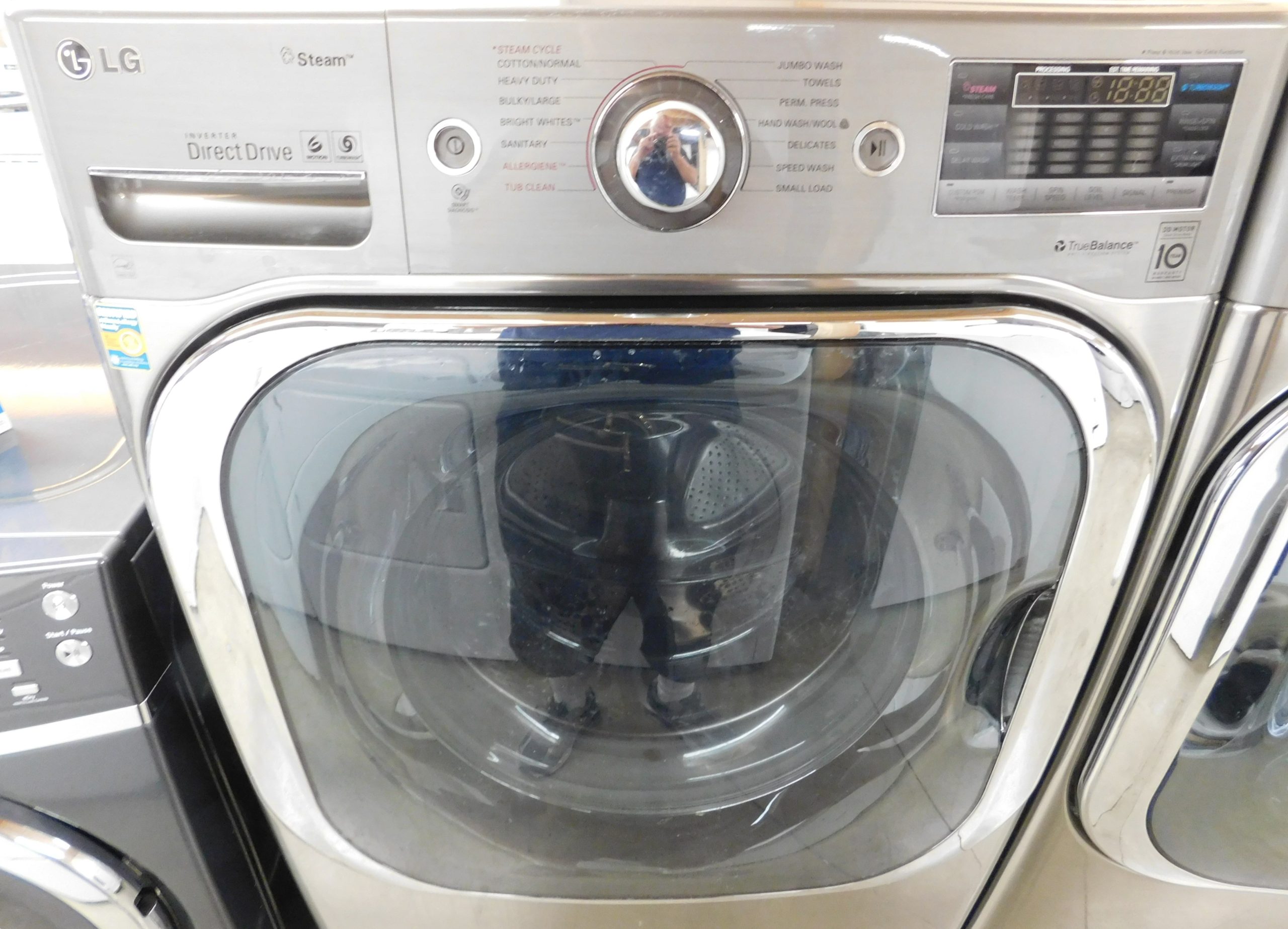 LG WASHER AND GAS DRYER-WITH STEAM- ON PEDESTALS - PRODUCT ID# A-378 - Image 4