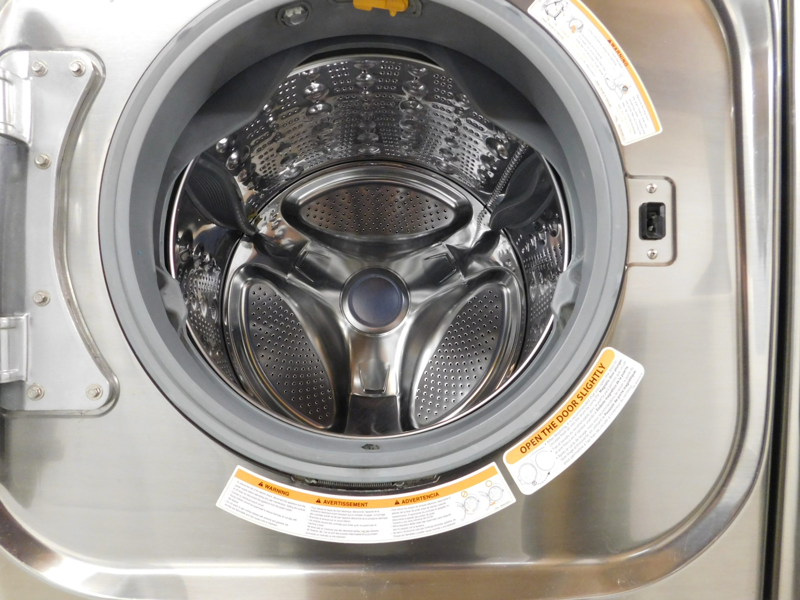 LG WASHER AND GAS DRYER-WITH STEAM- ON PEDESTALS - PRODUCT ID# A-378 - Image 10