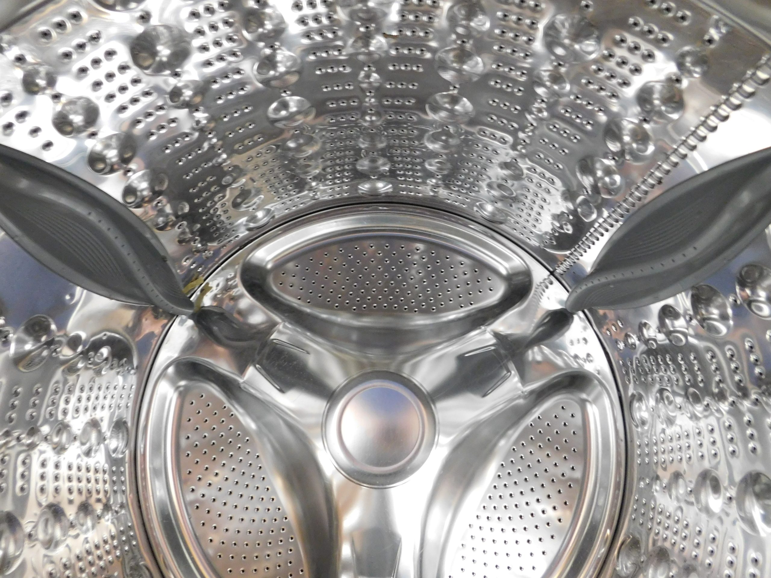 LG WASHER AND GAS DRYER-WITH STEAM- ON PEDESTALS - PRODUCT ID# A-378 - Image 12