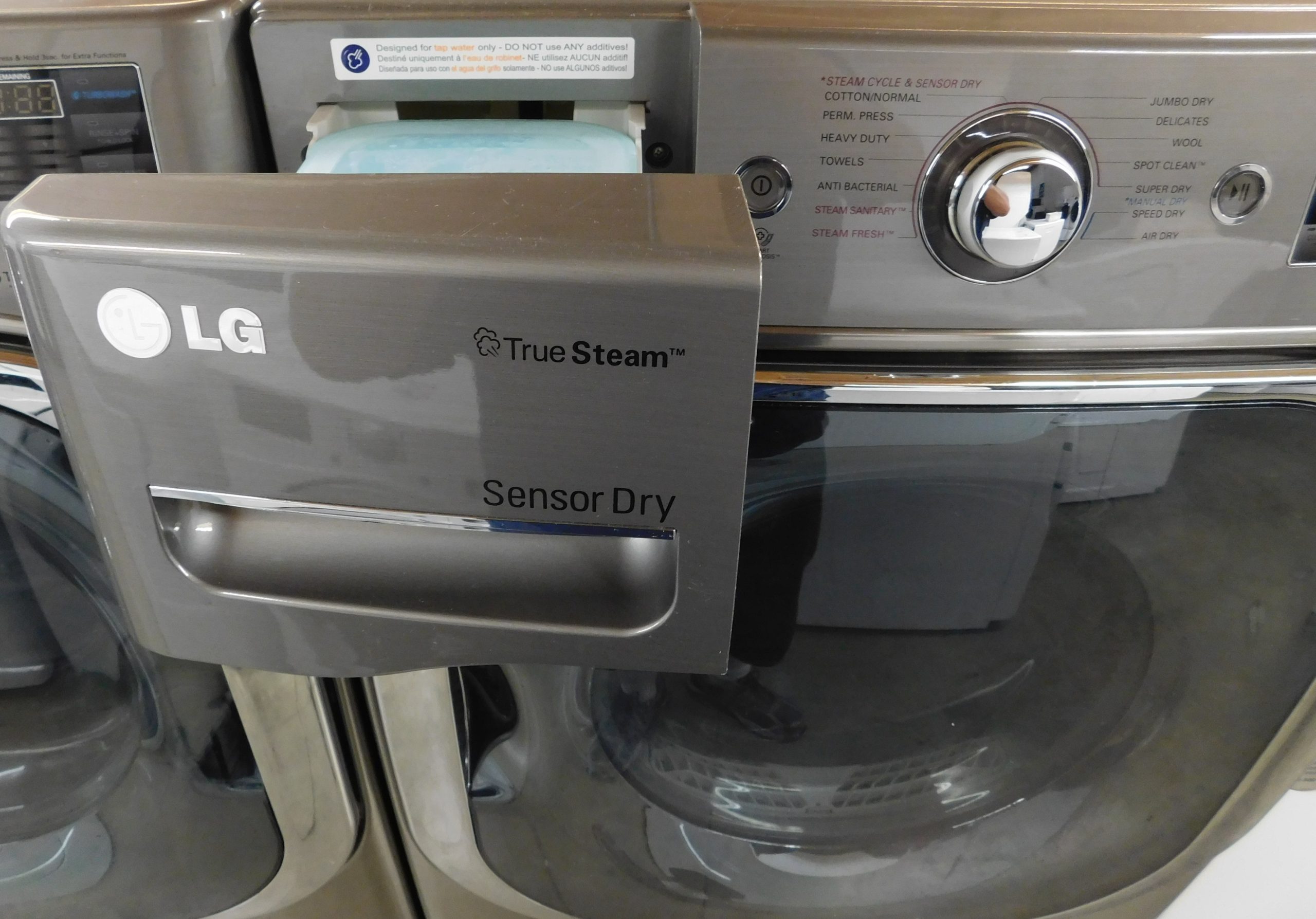 LG WASHER AND GAS DRYER-WITH STEAM- ON PEDESTALS - PRODUCT ID# A-378 - Image 15