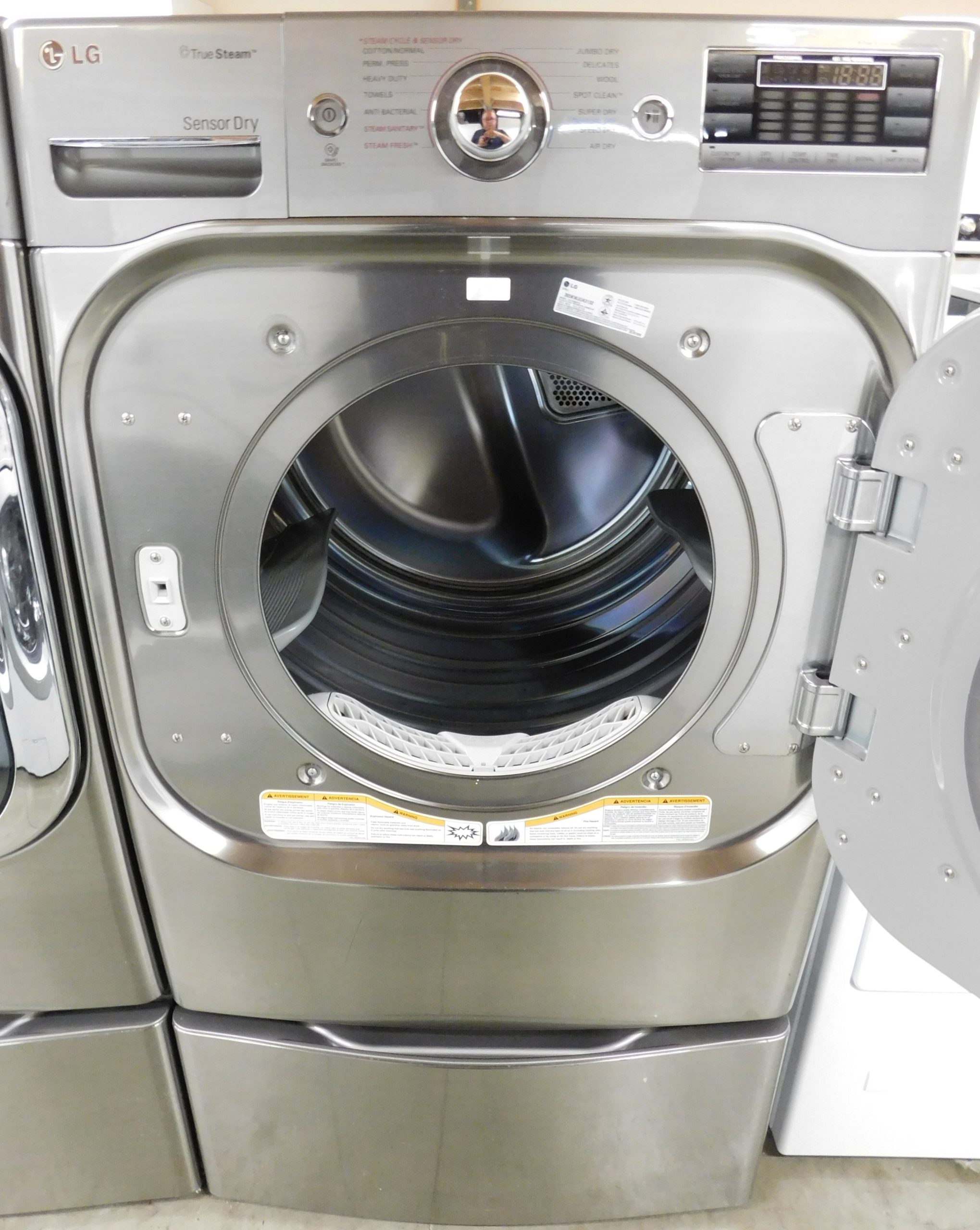 LG WASHER AND GAS DRYER-WITH STEAM- ON PEDESTALS - PRODUCT ID# A-378 - Image 18