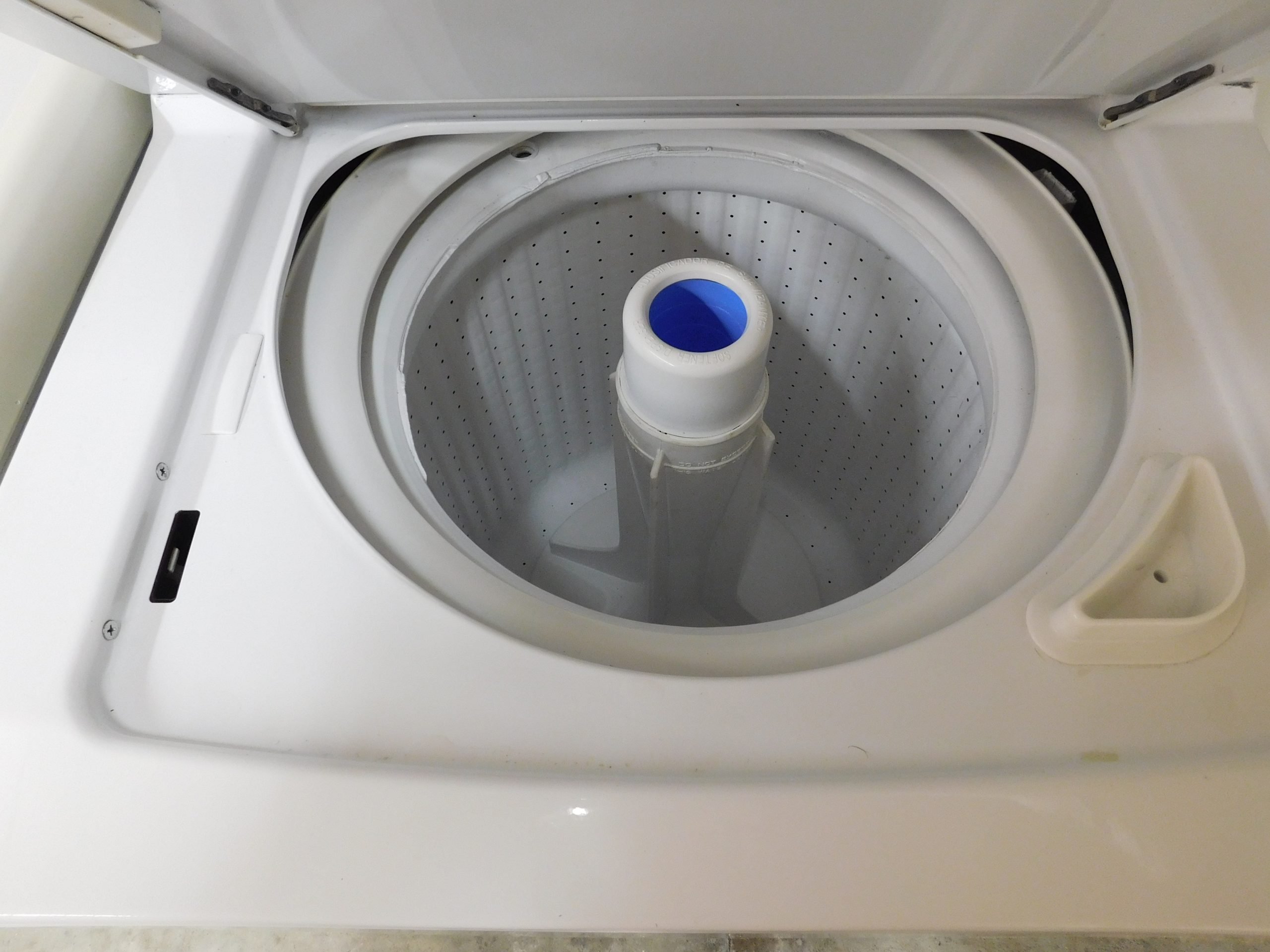 STACK GENERAL ELECTRIC WASHER & DRYER (24 INCH- 220 VOLT ELECTRIC) A-241 - Image 10